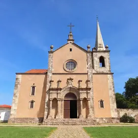 Passeio cultural pela Igreja de São Miguel Arcanjo