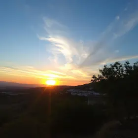 Contemplar o pôr do sol na Vila de Beja